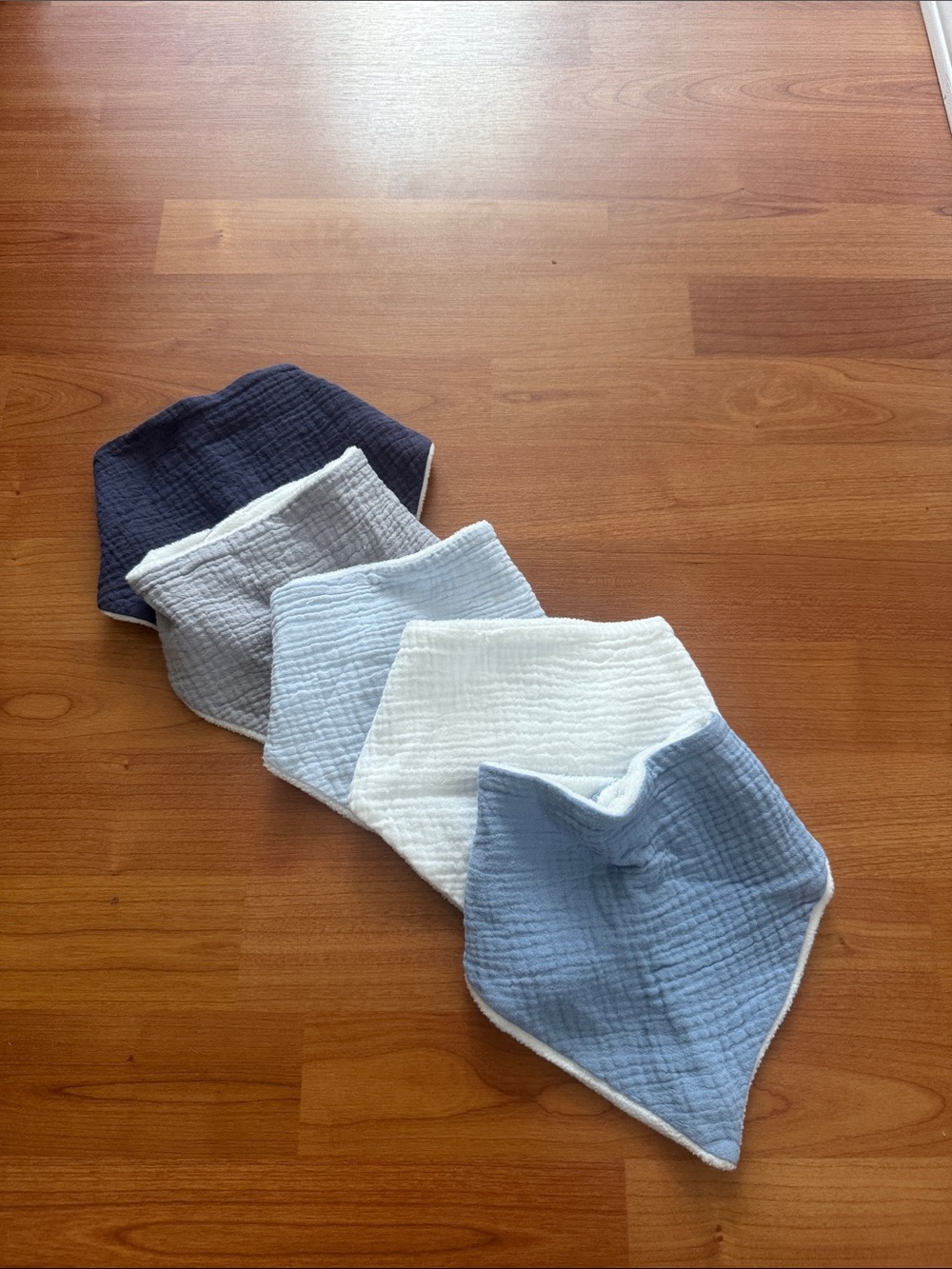 Baby Muslin Bandana Bibs - Pack of 5 in Blue, Light Blue, White, Gray, Navy